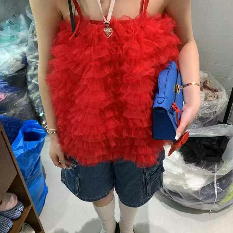 韩系纯色层层网纱蓬蓬吊带背心女