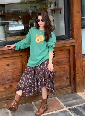 韩系绿色趣味印花长袖套头t恤女2025小众设计感时尚叠穿打底上衣