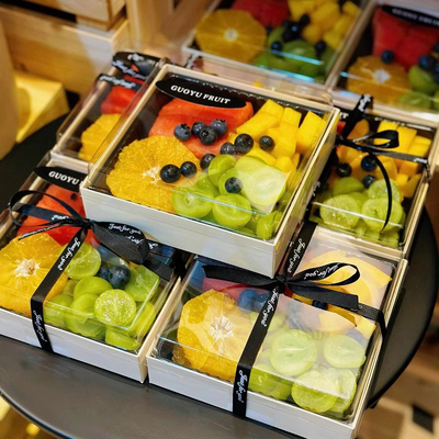 高档果切包装盒鲜果四宫格打包盒