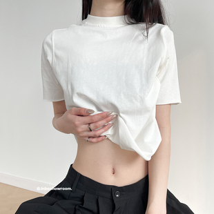 lnbeshowroom简约小领口短款百搭卷边短袖正肩圆领套头宽松T恤女