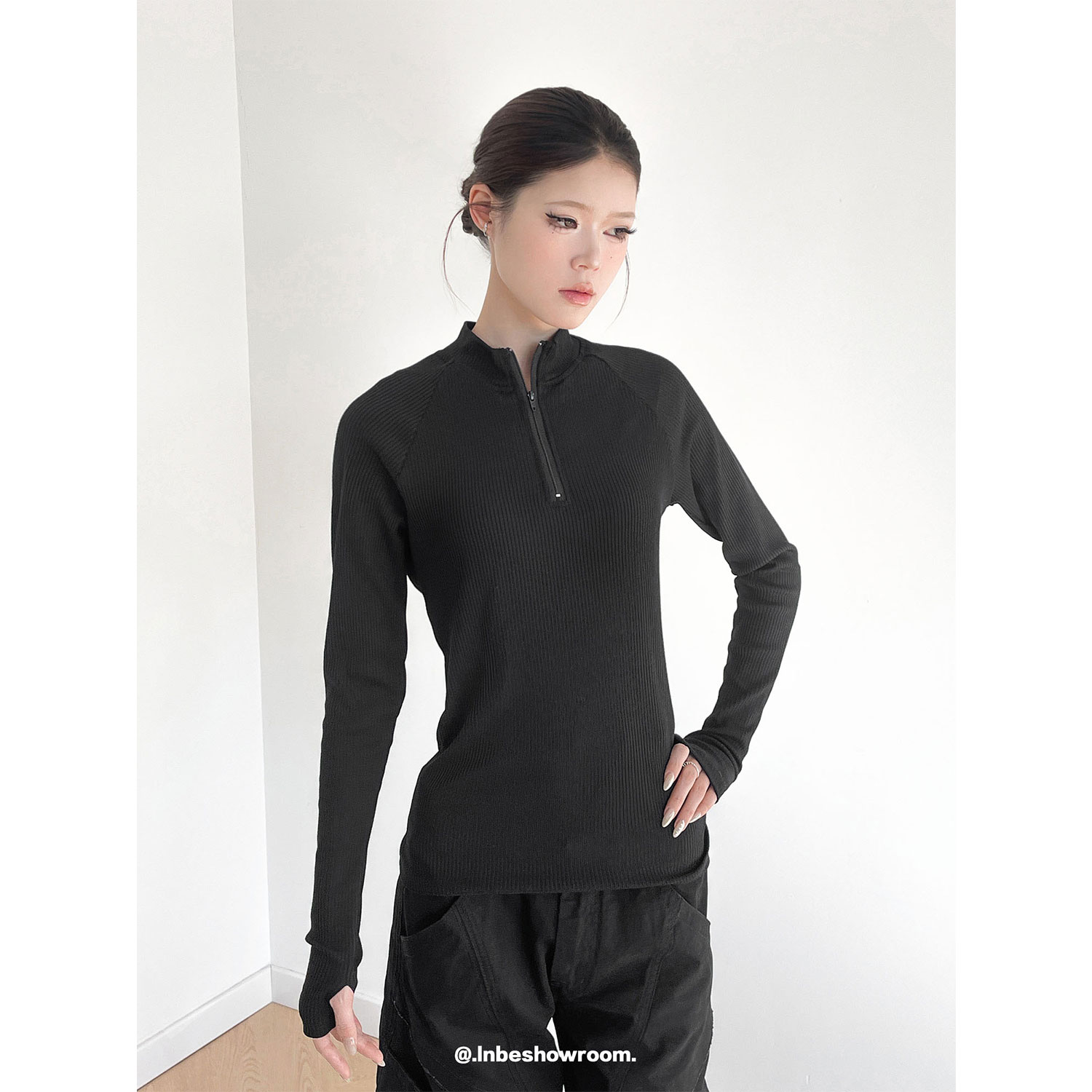 坑条纹理感半开领拉链长袖T恤