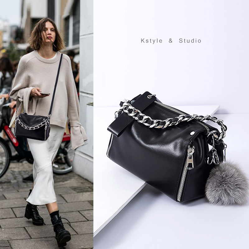 波士顿包真皮枕头包包女2020新款网红小黑包简约百搭斜挎头层牛皮