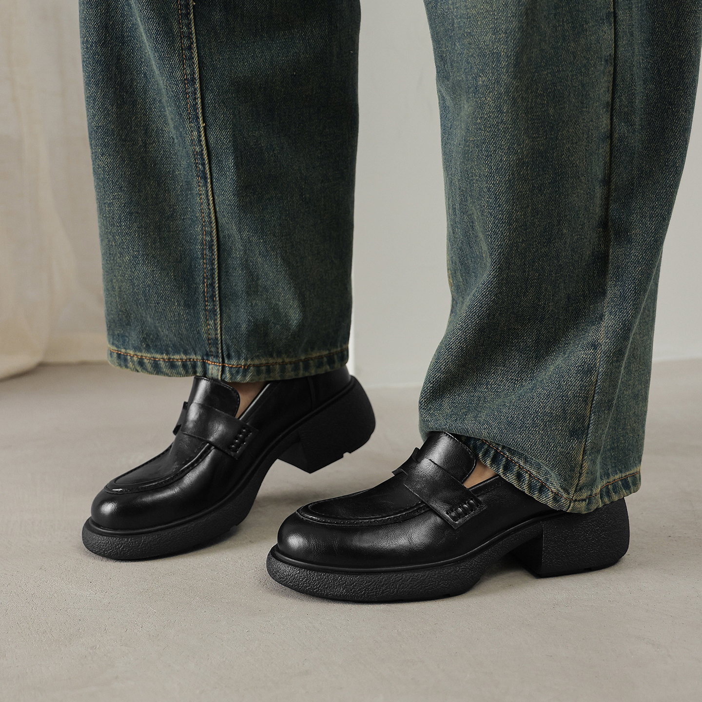 一力米灰2025年新款女单鞋时装单鞋乐福鞋女鞋厚底粗跟高跟小皮鞋