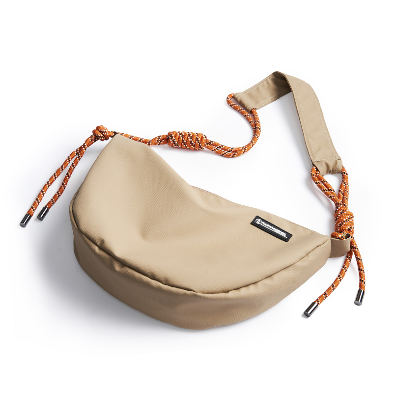 新款斜挎包男士单肩包日系