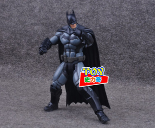蝙蝠侠大战超人电影版 重甲蝙蝠侠7寸超可动人偶模型