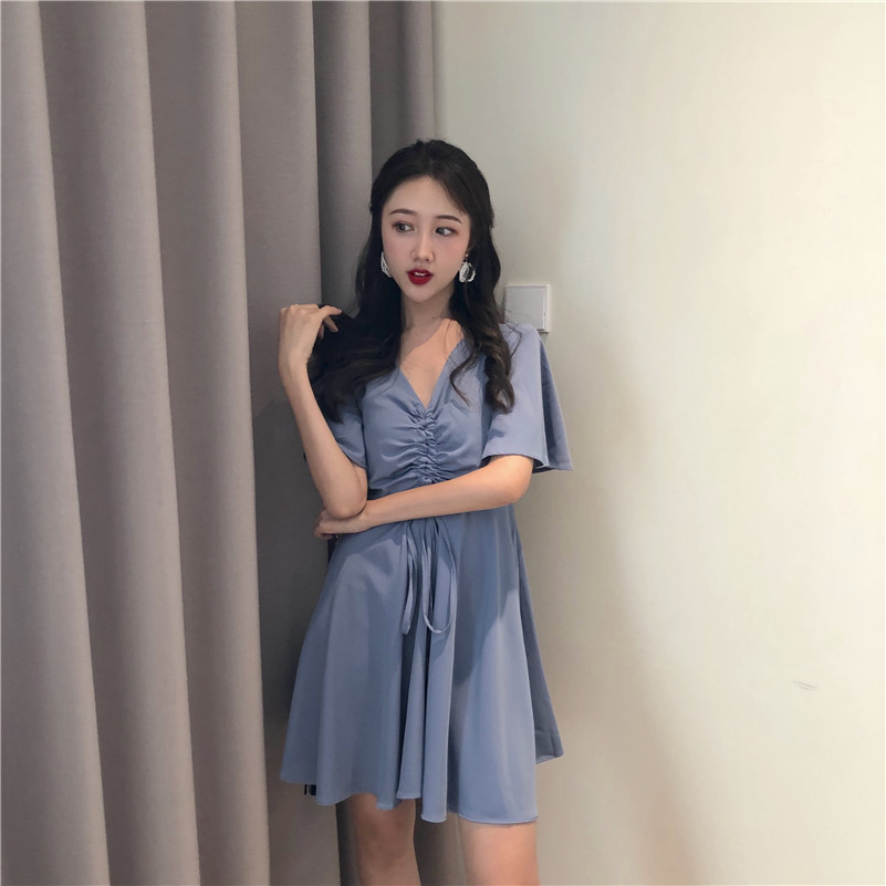 Àäµ·çȹ×Óchic³éÉþϵ´øVÁì¸ßÑü¸´¹ÅÆøÖʶÌÐäÁ¬ÒÂȹÎíÀ¶É«¶ÌȹŮ