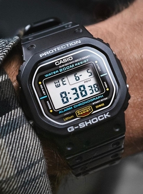 CASIO卡西欧 G-SHOCK 5600系列头文字D情怀黑武士运动表 DW-5600