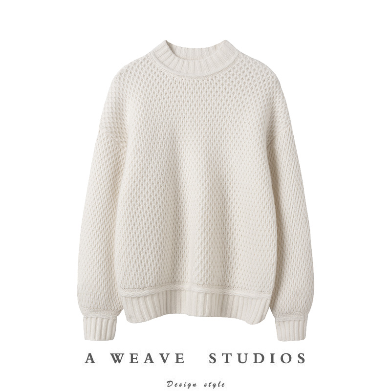 长袖半高领简约羊绒衫