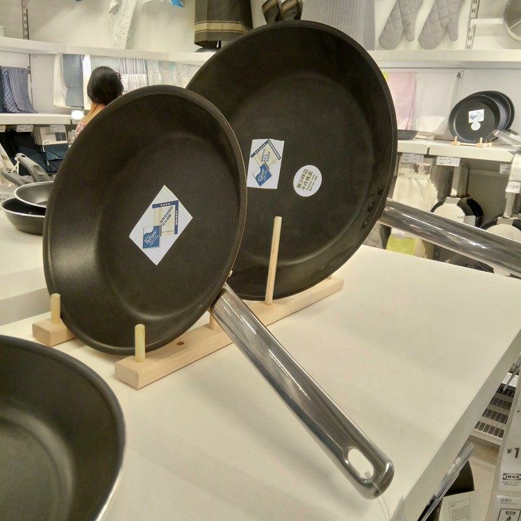 宜家欧巴丽煎锅平底锅牛扒鸡蛋煎锅不粘锅电磁炉两用炒锅IKEA包邮