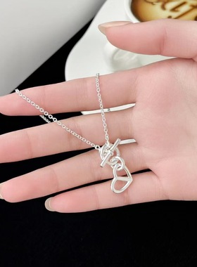 H猪鼻子爱心OT项链女玫瑰金18K轻奢小众设计素银流苏V金小Q锁骨链