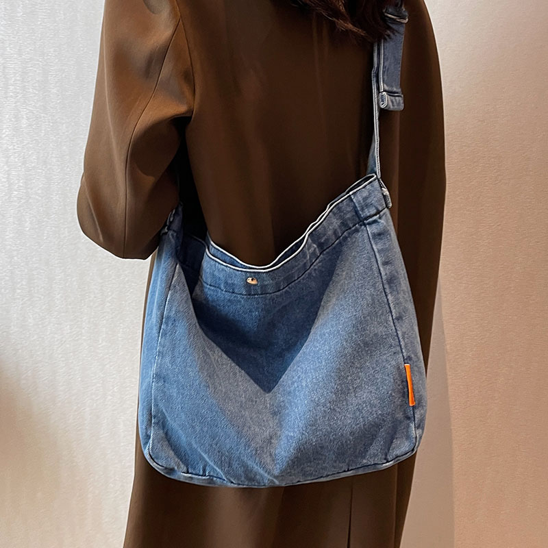 斜挎包牛仔布大容量韩新款女包
