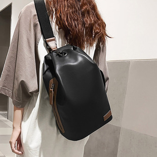 PU休闲运动包 胸包百搭潮牌男挎包超火时尚 大容量斜挎包女韩版 新款