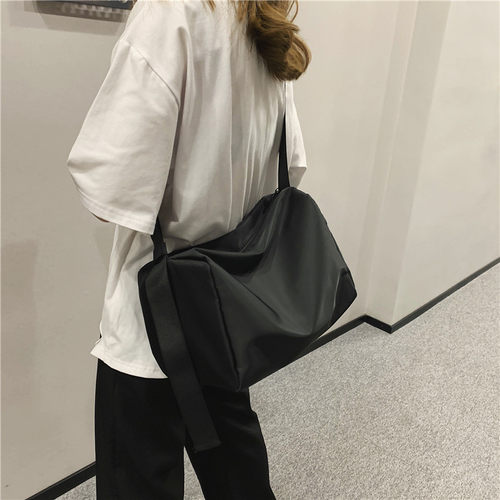 超酷时尚风潮牌自制黑色单肩包