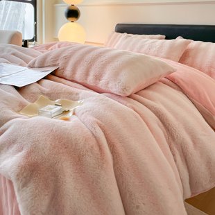 粉色慵懒风兔毛绒四件套秋冬季 床品 加厚保暖牛奶绒被套条纹床笠款