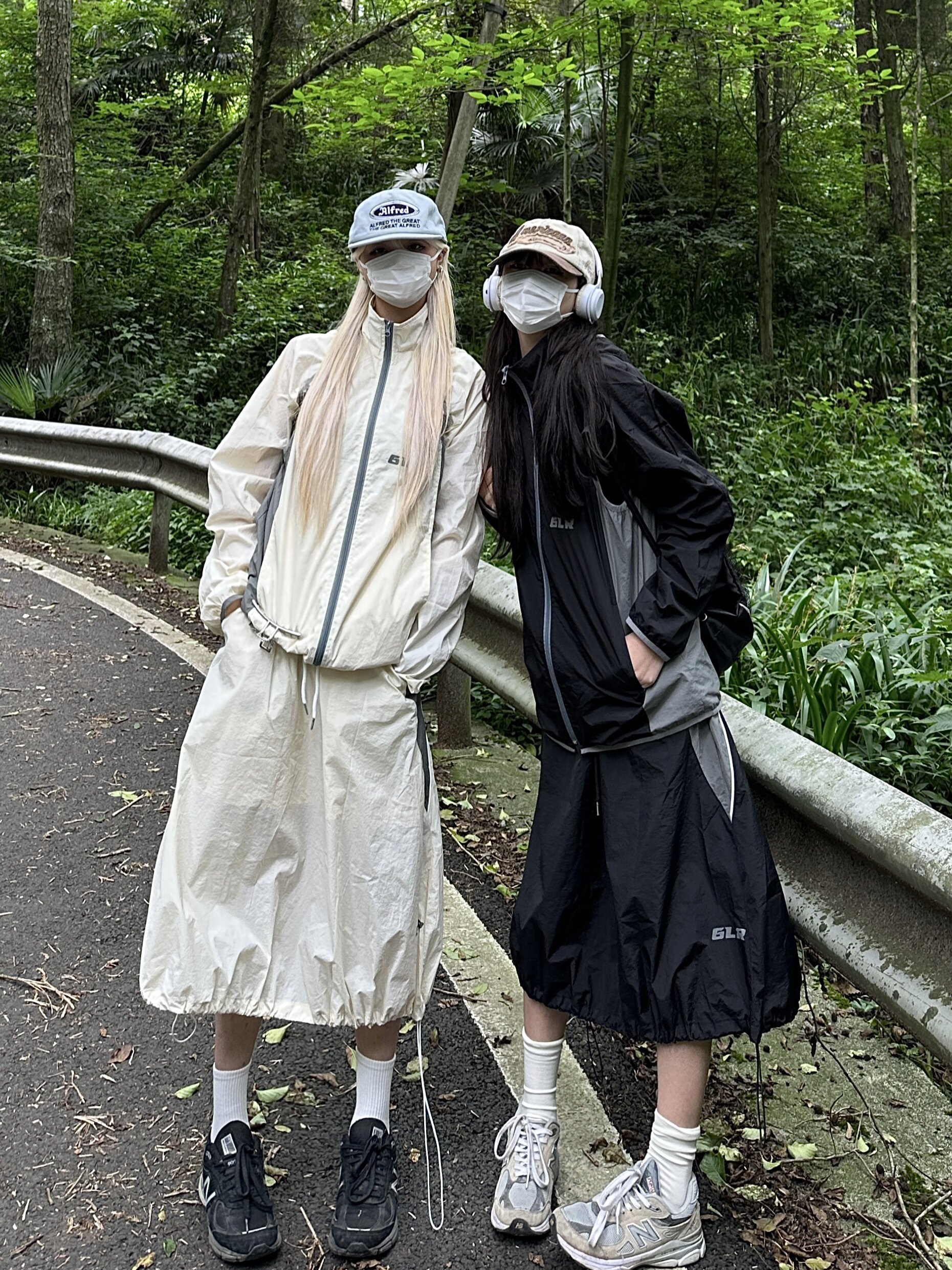 咖喱人夏可拆分户外机能冲锋衣薄款防晒透气速干马甲两件套长袖潮