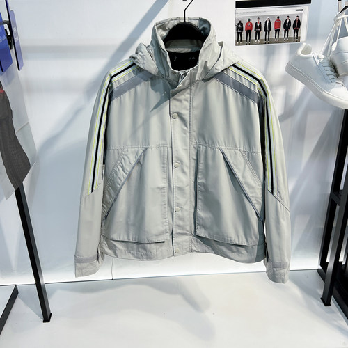 春秋新款机能工装连帽防风夹克男