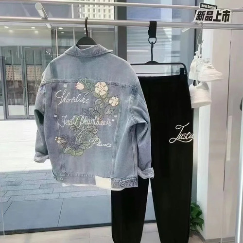 男士复古水洗花卉刺绣牛仔夹克