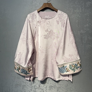 斜襟禅意衬衫 2026春装 国风重工刺绣喇叭袖 新中式 缎面宽松上衣 新款