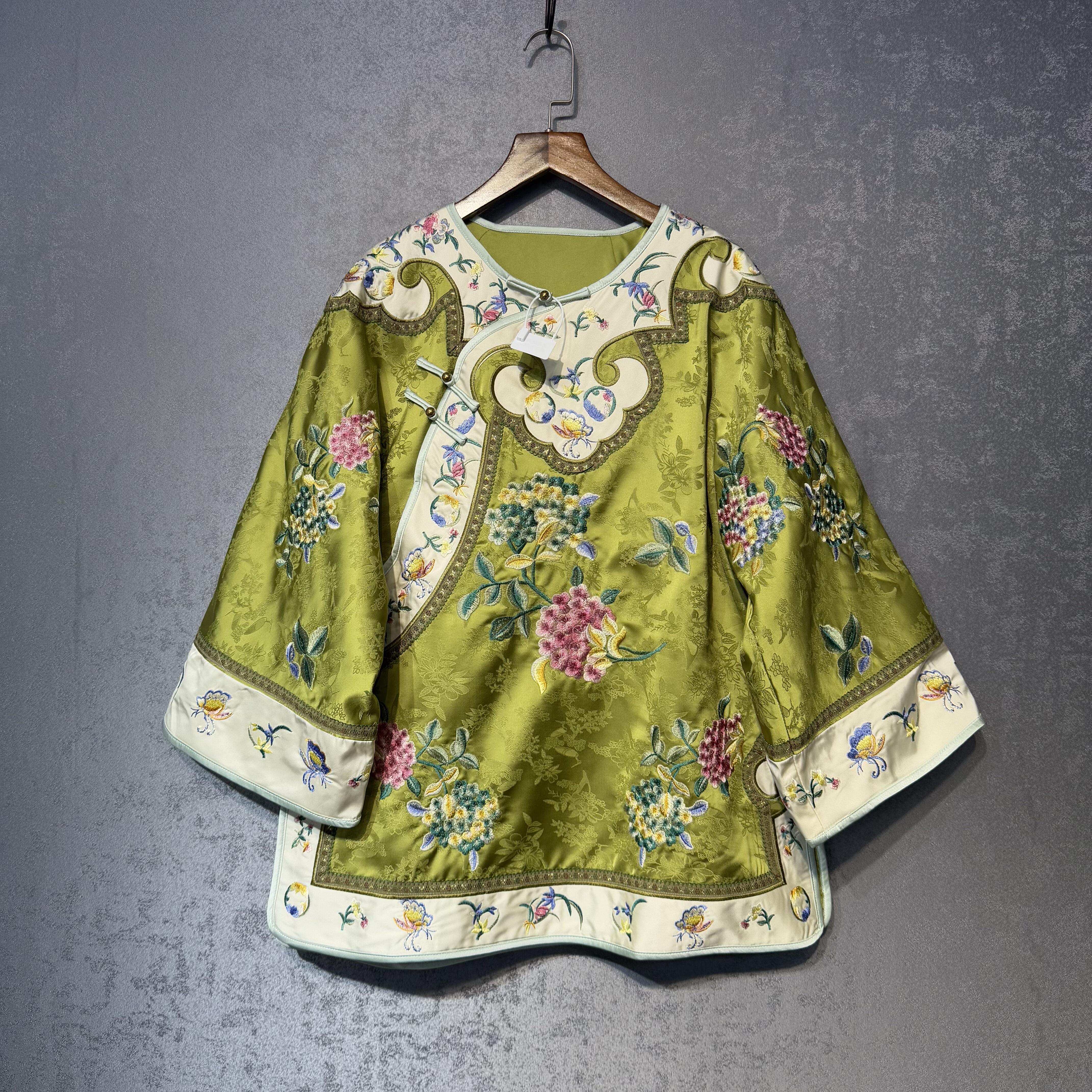 新中式国风重工刺绣盘扣清汉服女2025秋季新款斜襟唐装格格服外套