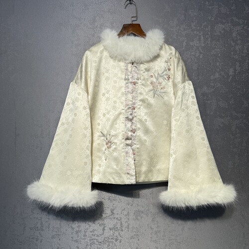 【沁园冬雪】2025冬季新中式丝缎刺绣加绒外套新国风高品质棉服女