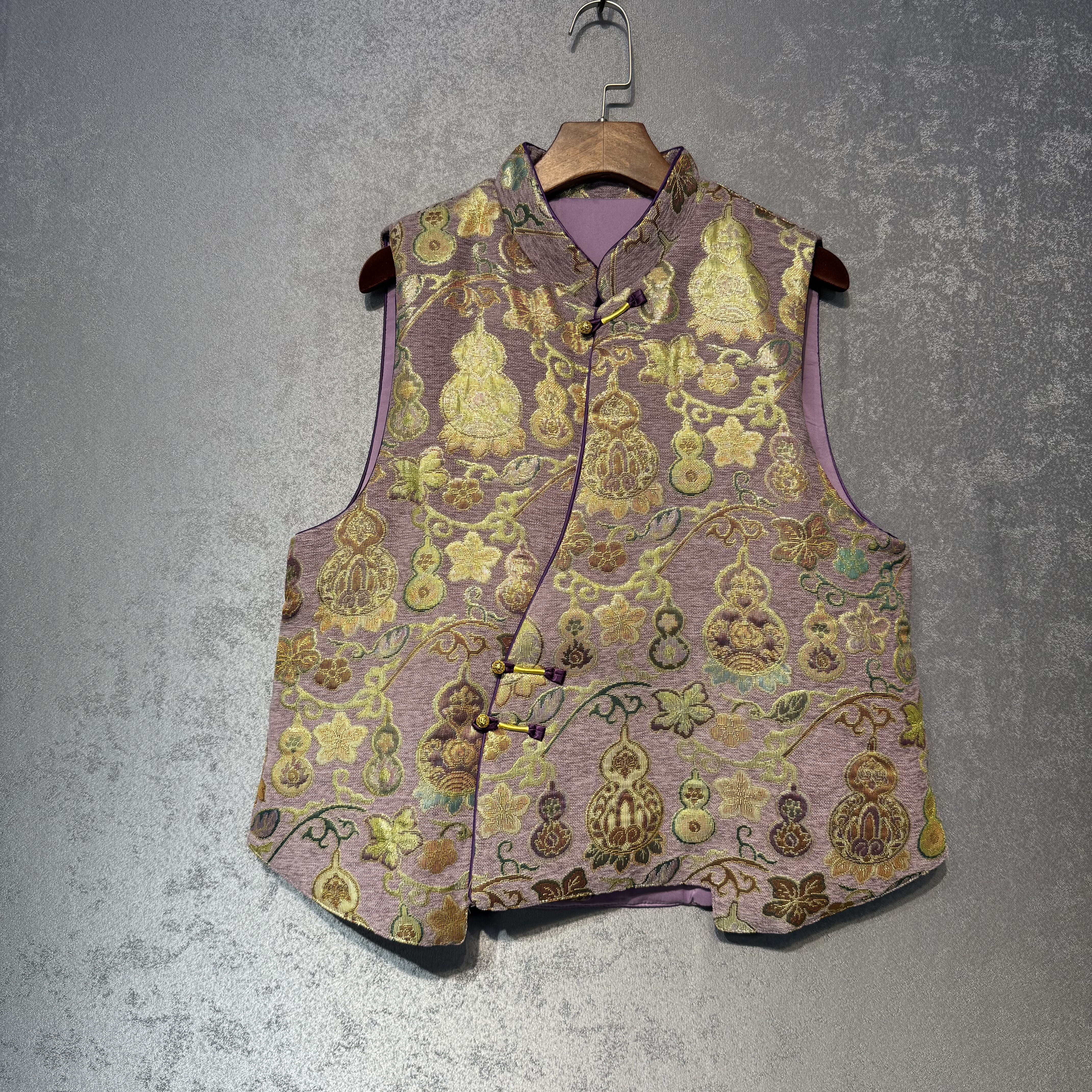 新中式国风重工植绒斜襟盘扣坎肩气质高级感唐装发财金葫芦马甲女,女装/女士精品,马夹,淘宝优惠券,粉丝福利购,淘宝优惠卷