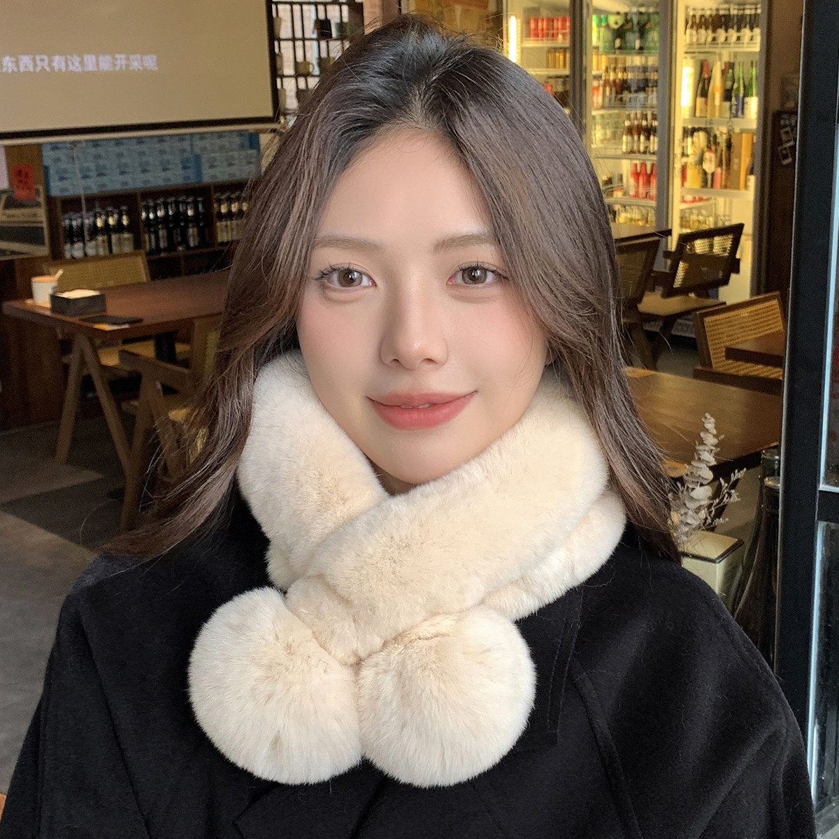 真毛獭兔毛围巾女冬季保暖学生百搭可爱交叉皮草围脖濑兔毛绒加厚