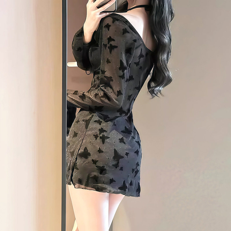 黑色蝴蝶细闪连体裙式游泳衣女长袖遮肉显瘦透视性感小胸聚拢度假