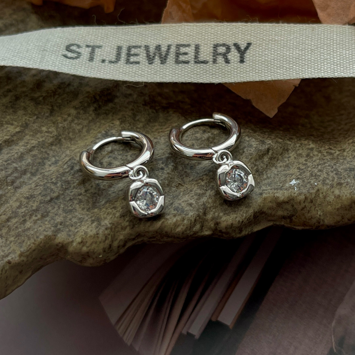 迷你方锆耳扣】s925纯银耳扣女小众设计感高级轻奢冷淡风耳饰,饰品/流行首饰/时尚饰品新,耳环,淘宝优惠券,粉丝福利购,淘宝优惠卷