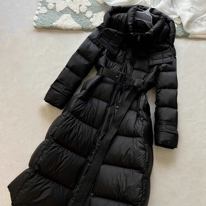长款收腰修身羽绒服 厚款黑色外套高端平湖女装90白鸭绒连帽冬季