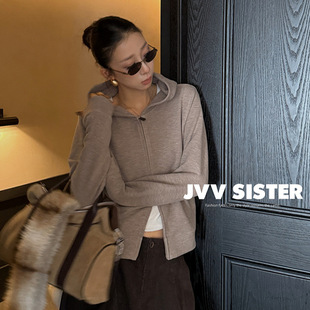 JVV十三行2026冬季新款连帽短款百搭上衣休闲连帽卫衣外套女73153