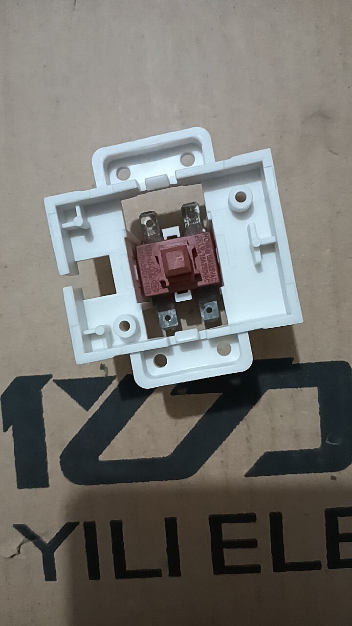 亿力吸尘器YLW6501E启动开关 原装配件