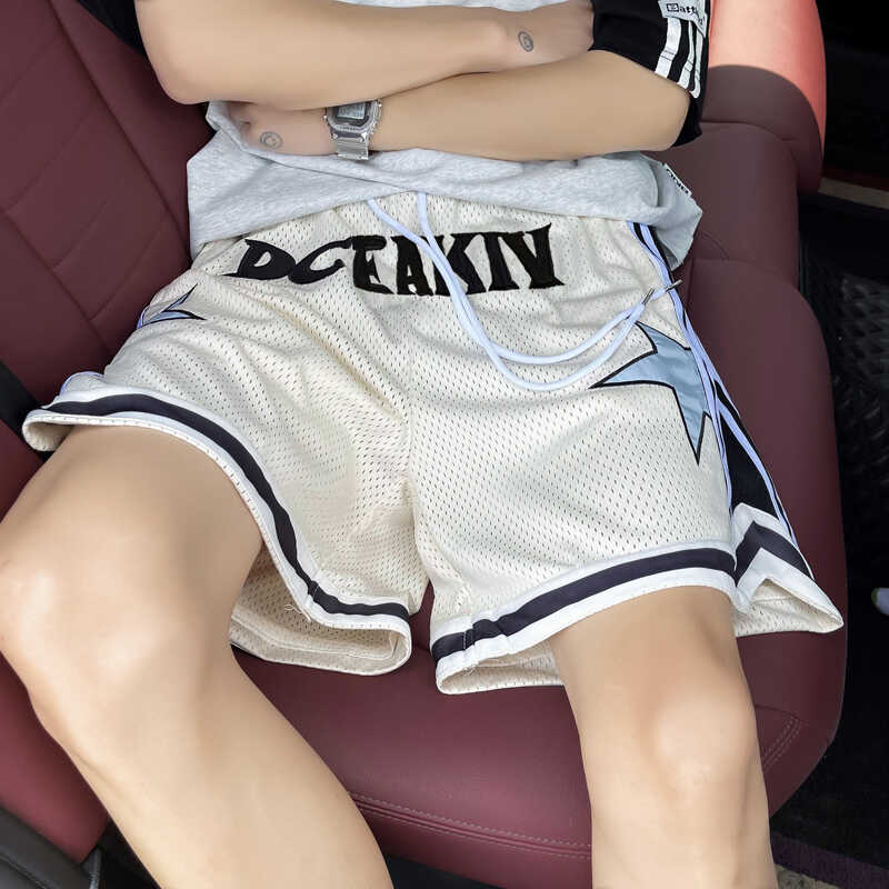 复古网眼刺绣冰丝训练短裤男生夏季潮牌宽松休闲运动篮球沙滩裤子