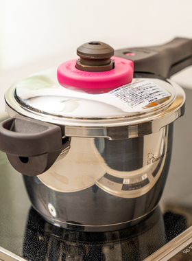 日本新品可调压超高压快锅魔法料理不锈钢压力锅燃气电磁通用18cm