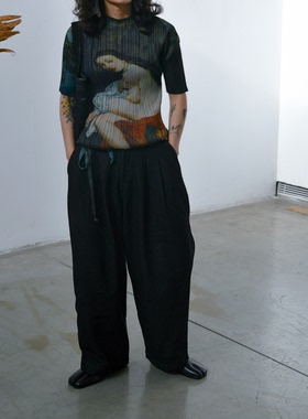 TLonely1 marginal man褶皱女人图案印花T恤/现货