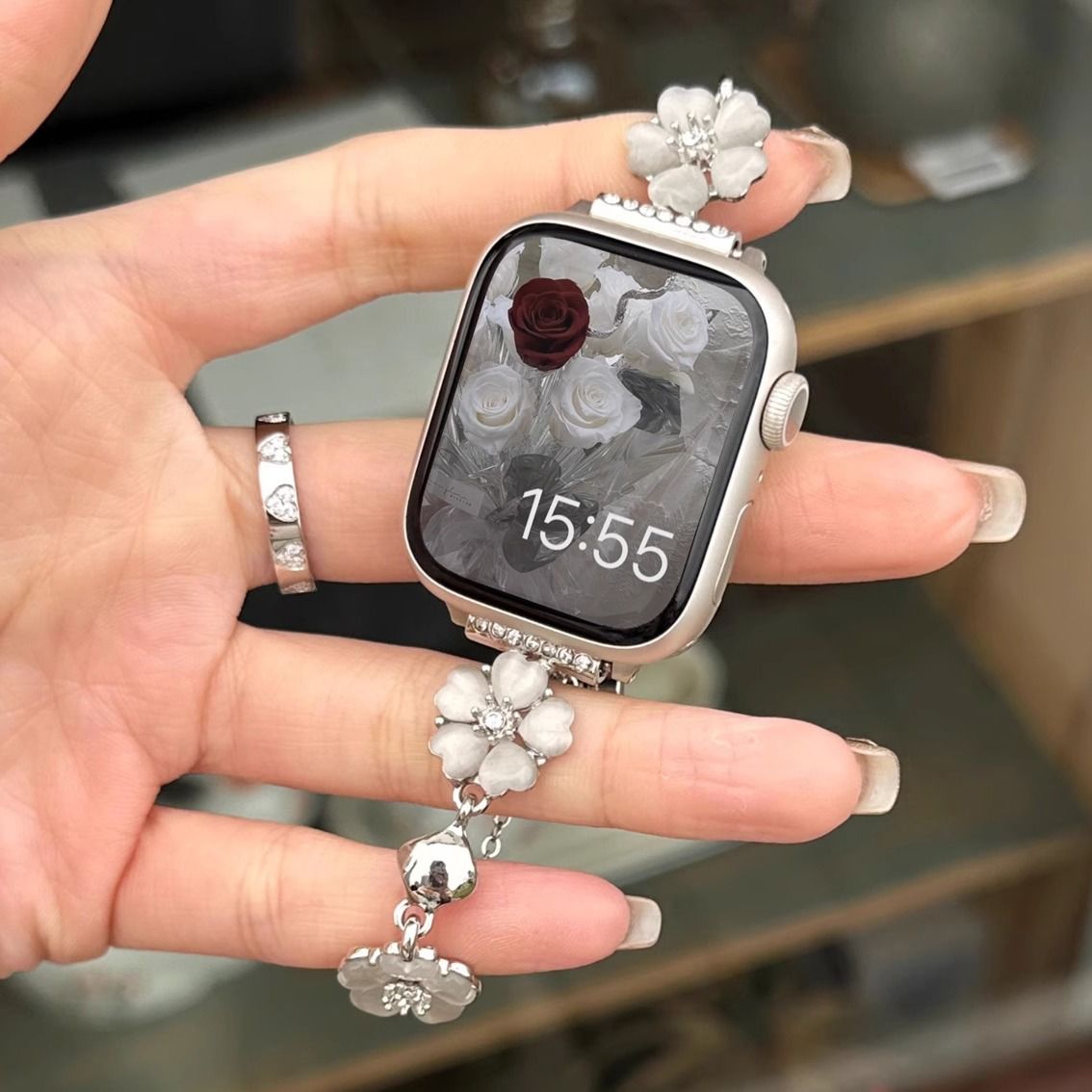 适用四叶草表链高级金属华强北s10苹果applewatch11手表987表带女