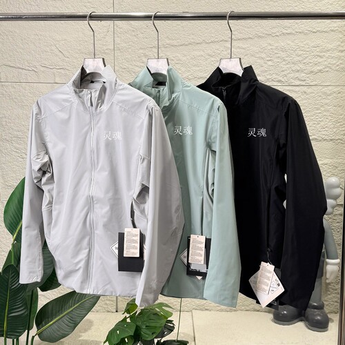Solano Hoody Jacket 城市通勤刺绣Logo软壳衣索拉诺立领外套夹克