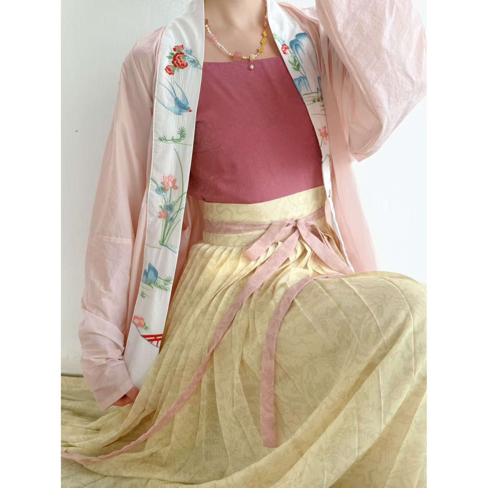 「桃花如意」清仓微瑕现货宋制飞机袖绣花汉服改良防晒衣upf50+图片