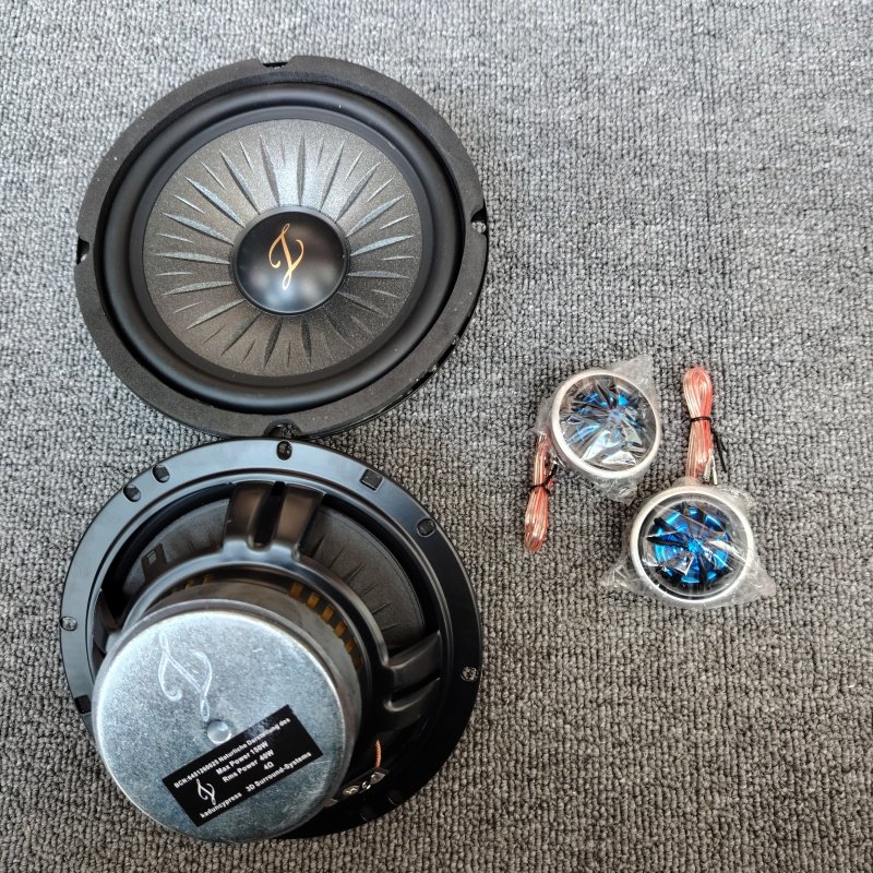 原装6.5寸车载卡顿柏林之声重低音炮汽车喇叭音响大磁铁无损升级