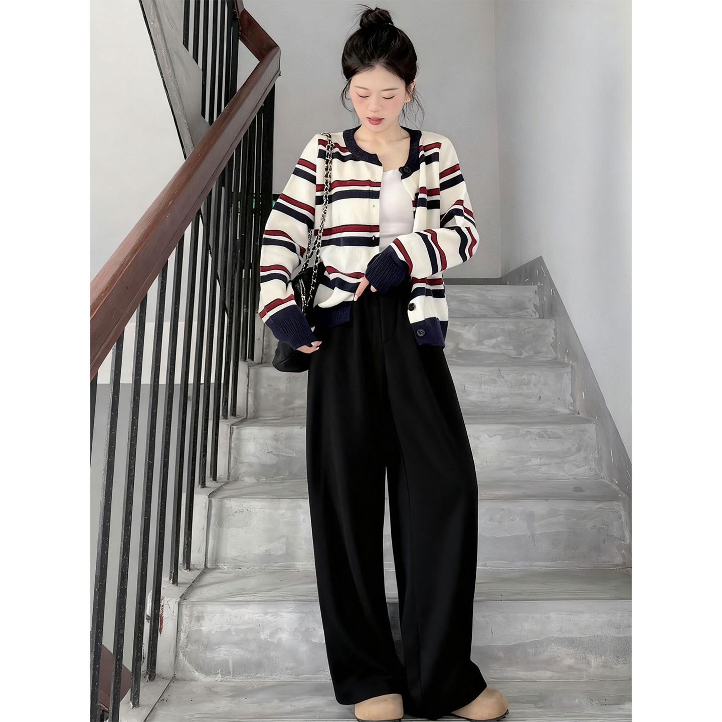 ROUMIKL巨好看的早秋2025气质一整套ootd穿搭条纹针织上衣阔腿裤