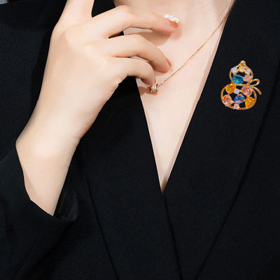 D0021一折专区花朵配饰珠子装饰胸针别针奢华葫芦造型99