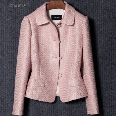 艾薇诺伊小香风短外套显瘦减龄