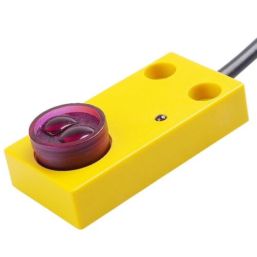 扁方形漫反射型光电开关E3K-DS10FNB三NPN线常闭12v24v可调2-10CM