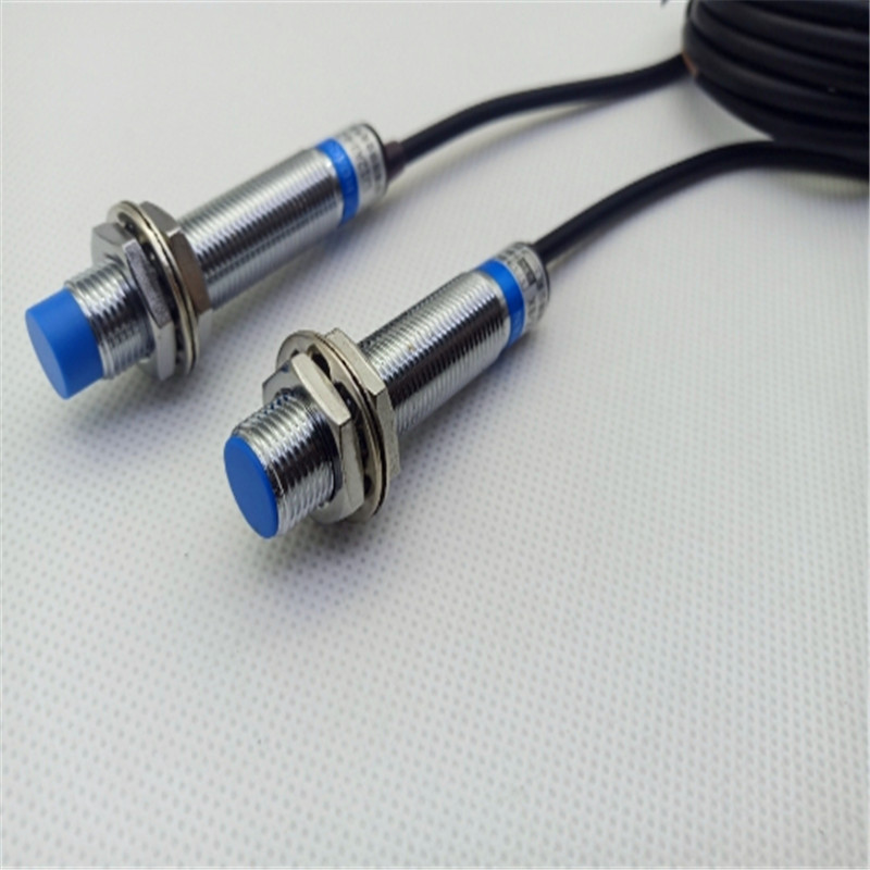 华全电感式接近开关LJM12-5N1 N2 N4 P1 P2 P4 D1 D2 A1A2感应5MM