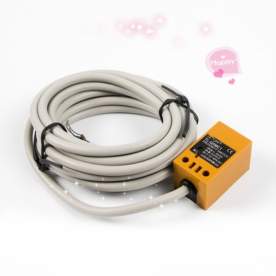 方形接近开关TL-N5ME1 E2  F1 F2 D1 D2 Y1 Y2  NPN三线PNP DC24V