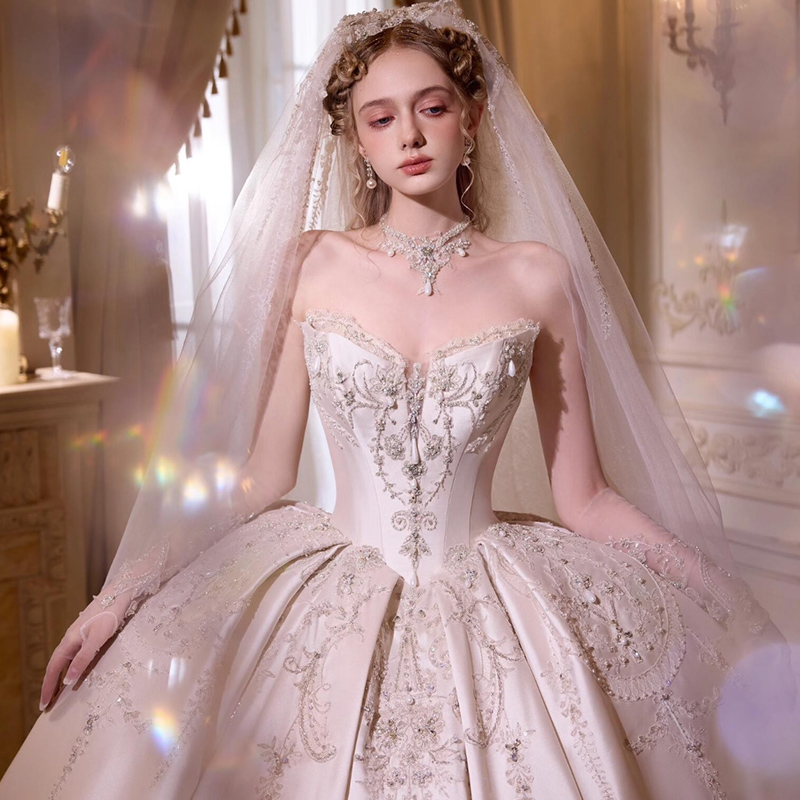 【玛格丽特公主】2025新款宫廷缎面结婚婚纱礼服重工拖尾小个子女