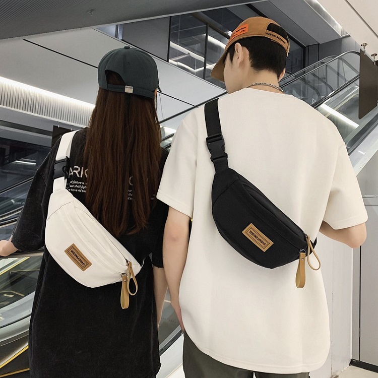 帆布手机腰包男女胸包2025新款潮牌日系学生小背包轻便运动斜挎包