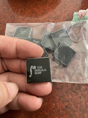 IDT7133SA55J进口原装