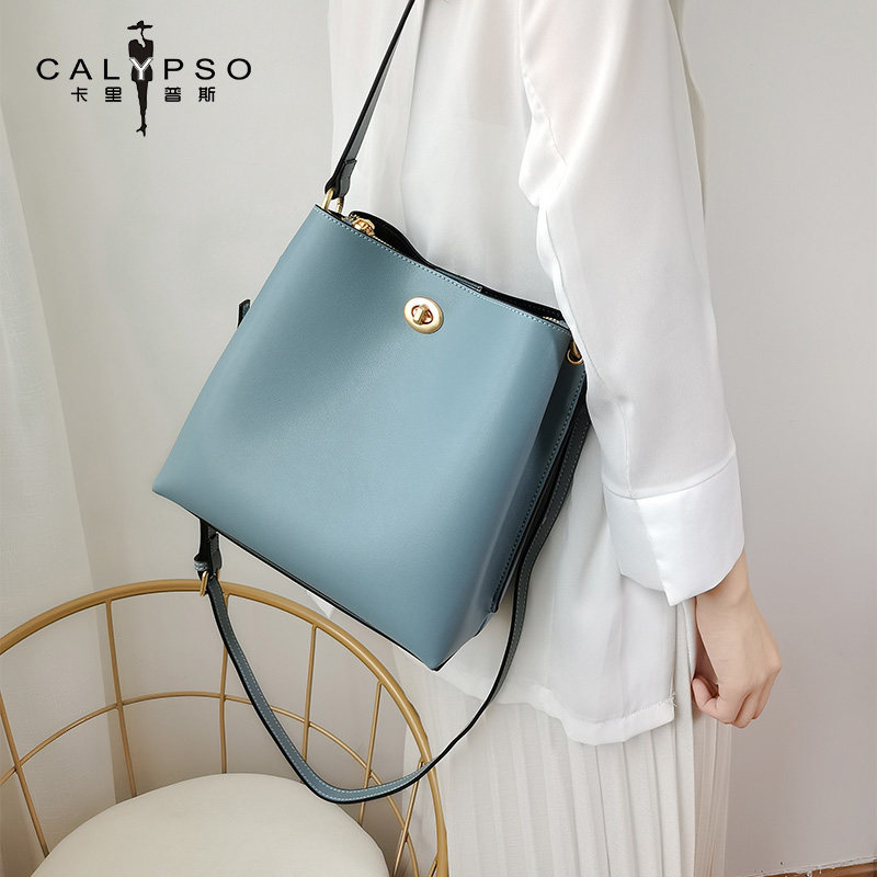 水桶包2020新款潮女士包包通勤单肩包大容量女时尚百搭真皮斜挎包