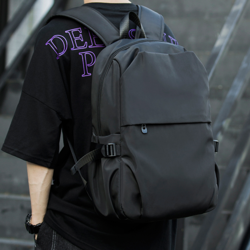 简约潮牌双肩包男时尚潮流大学生书包轻便旅行背包17寸电脑包男包