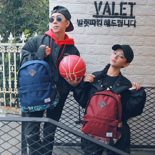 中性男女通用印花防水休闲双肩包